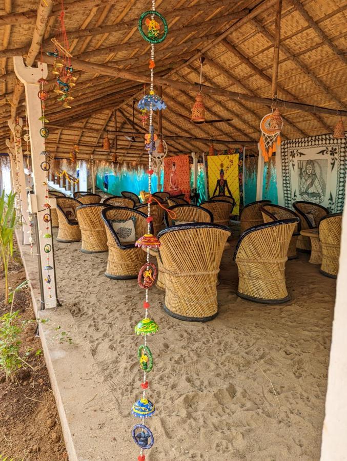 Hippie Paws Hotell Mandrem Exteriör bild