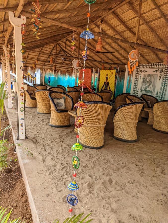 Hippie Paws Hotell Mandrem Exteriör bild